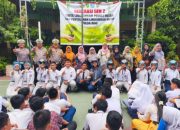 Ditlantas Polda Riau Gelar Police Go To School di SMK PGRI Pekanbaru, Tanam Pohon dan Bagikan Helm kepada Pelajar
