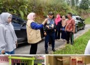 Ketua GOW Kabupaten Agam Serahkan Bantuan Sosial kepada Masyarakat Kecamatan Palupuah