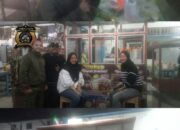 Title: Bakso 4 Sodari Pelimbatan, Rasanya Mantap dan Wajib Dicoba!